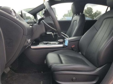 Mercedes GLA II 2021 Mercedes-Benz GLA 2021, 2.0L, 4x4, od ubezpieczalni 2.0 Benzyna 221KM, zdjęcie 7