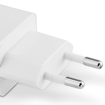 Сетевое зарядное устройство Mega fast Hama GaN 65 Вт PD/QC, 2 выхода USB-C, 1 выход USB-A