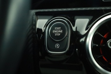 Mercedes Klasa A W177/V177 Hatchback 1.3 200 163KM 2019 Mercedes A A 200, Salon Polska, Serwis ASO, zdjęcie 12