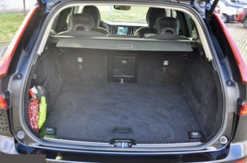 Volvo XC60 II 2021 Volvo XC 60 B4 B Geartronic Momentum Pro 2.0 benzyna 197KM 2021r, zdjęcie 14