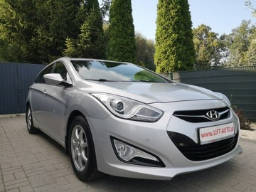 Hyundai i40 Kombi 1.7 CRDi HIGH 136KM 2012 Hyundai i40 1.7 CRDI 136KM Klimatr Automat, zdjęcie 2