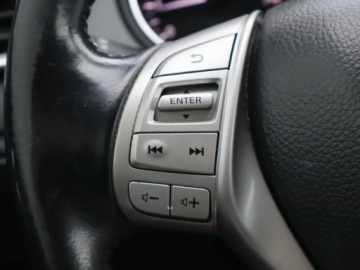 Nissan Qashqai II Crossover 1.2 DIG-T 115KM 2015 Nissan Qashqai 1.2 DIG-T, Salon Polska, zdjęcie 17