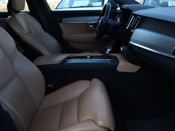 Volvo V90 II Kombi 2.0 D5 235KM 2017 Volvo V90 Cross Country D5 2.0 AWD, 231 KM, 4X4, zdjęcie 8