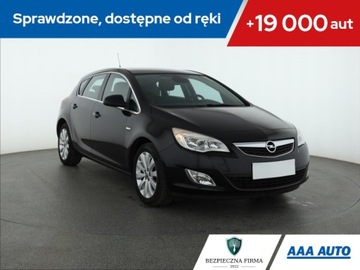 Opel Astra J 2010 Opel Astra 1.4 T, Klima, Klimatronic, Tempomat,ALU