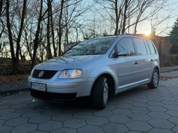 Volkswagen Touran I 1.6 102KM 2006 Volkswagen Touran 1.6 Benzyna 7osób, zdjęcie 2