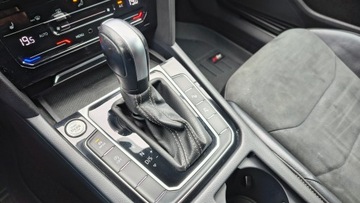 Volkswagen Arteon Fastback Facelifting 2.0 TSI 190KM 2022 Volkswagen Arteon Shooting Brake R-Line 2.0TSI 19, zdjęcie 33