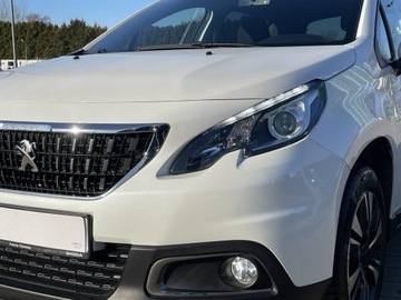 Peugeot 2008 I SUV Facelifting 1.2 PureTech 82KM 2018 Peugeot 2008 ! Nawigacja ! Tempomat ! Klimatyzacja, zdjęcie 8