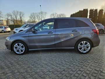 Mercedes Klasa B W246 Sports Tourer Facelifting 1.6 200 156KM 2018 Mercedes B 200 1,6 Benzyna 156KM automat, zdjęcie 18