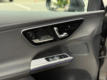 Mercedes GLC C254/X254 SUV 2.0 300d 269KM 2025 Mercedes-Benz GLC GLC300d Coupe AMG 2.0 Diesel 269KM, zdjęcie 9