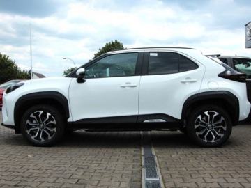 Toyota 2026 Od ręki - Style 1.5 Hybrid 116KM | Podgrzewane fotele!, zdjęcie 1