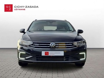 Volkswagen Passat B8 GTE Variant Facelifting 1.4 TSI Plug-In-Hybrid 218KM 2021 Volkswagen Passat Variant GTE ASO 1.4TSI 218KM bezwyp. pakiety AppConnect, zdjęcie 7
