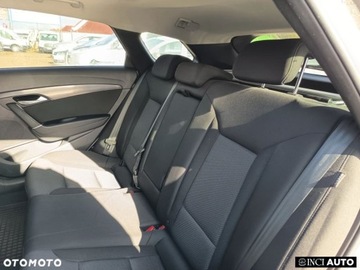 Hyundai i40 Kombi Facelifting 1.7 CRDi 141KM 2016 Hyundai i40 Hyundai i40 1.7 CRDi BlueDrive Premium 1.7 Diesel 141KM, zdjęcie 15