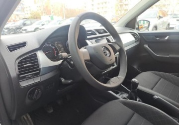 Skoda Fabia III Hatchback Facelifting 1.0 TSI 95KM 2020 Skoda Fabia Ambition 1.0 TSI 95KM Salon PL VAT-23 Benzyna 95KM, zdjęcie 12