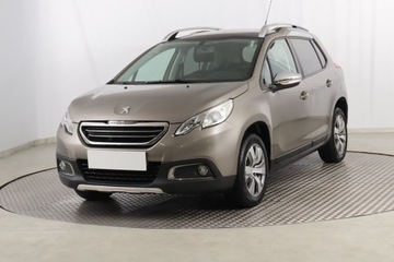 Peugeot 2008 I SUV 1.2 PureTech 110KM 2015 Peugeot 2008 1.2 PureTech, Salon Polska, zdjęcie 1