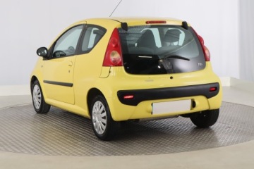 Peugeot 107 Hatchback 5d 1.0 12V 68KM 2006 Peugeot 107 1.0, Klima, zdjęcie 3