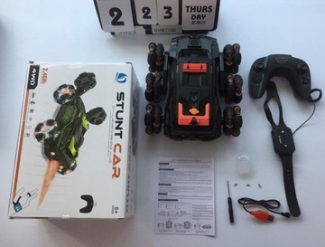 SAMOCHÓD AKROBATA STEROWANY RĘKĄ GESTAMI RC PILOT