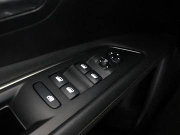 Peugeot 3008 II Plug-In Hybrid HYbrid 225 PHEV 225KM 2020 Peugeot 3008 PHEV automat półskóra virtual, zdjęcie 39