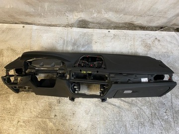 BMW 5 G30 G31 F90 KONZOLA POD HUD + AIRBAGY PÁSY DOTAHOVACÍ NEVYSTŘELENÁ