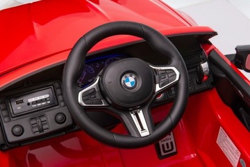 Автомобиль BMW M5 на аккумуляторе с родительской платформой