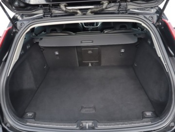Volvo V60 II  Kombi 2.0 D4 190KM 2019 Volvo V60 D4 2.0, Salon Polska, Serwis ASO, zdjęcie 13