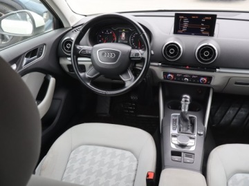 Audi A3 8V Hatchback 3d 1.4 TFSI 125KM 2014 Audi A3 1.4 TFSI, Salon Polska, Serwis ASO, zdjęcie 6