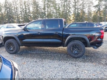 Chevrolet 2025 Chevrolet Colorado trail boss, 2025r., 4x4, 2.7L 2.7 Benzyna 310KM, zdjęcie 5