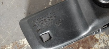 ZRCÁTKO VNITŘNÍ Z DISPLEJ RAM 1500 2019- 68448641AB