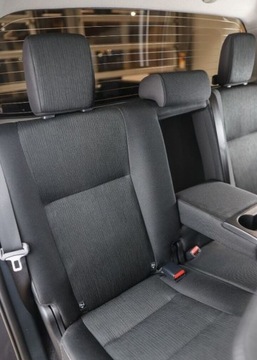 Toyota Hilux VIII Podwójna kabina Facelifting 2.8 D-4D 204KM 2024 Toyota Hilux 2.8 D-4D mHEV Double Cab Executive 4x4 aut 2.8 Diesel 204KM, zdjęcie 33