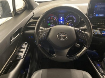 Toyota C-HR I Crossover Facelifting 1.8 Hybrid 122KM 2022 Toyota C-HR 1.8 Hybrid Style Toyota C-HR 1.8 Style, zdjęcie 11