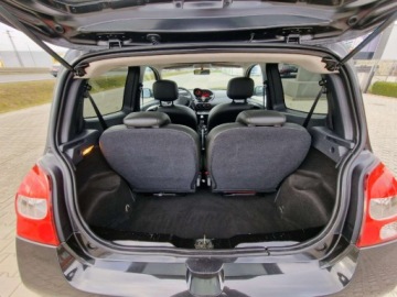 Renault Twingo II Hatchback 3d 1.2 16v 75KM 2011 Renault Twingo 1.2 75Ps Panorama Pol skory Alu Czarny 1.2 Benzyna 75KM, zdjęcie 21