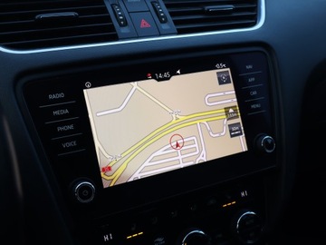 Skoda Octavia III Kombi Facelifting 1.5 TSI ACT 150KM 2018 Skoda Octavia 1.5 TSI, Salon Polska, zdjęcie 11