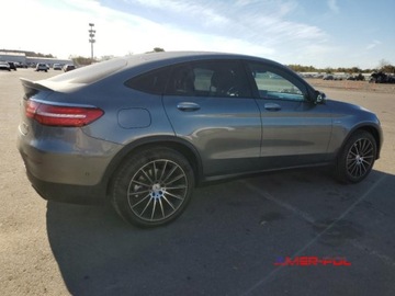 Mercedes GLC C253 2018 Mercedes-Benz GLC 2018 3.0L V6 AMG GLC 43 4MATIC Coupe 3.0 Benzyna 362KM, zdjęcie 2
