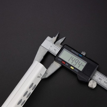 Электронные металлические удары цифрового ЖК -дисплея 150 мм