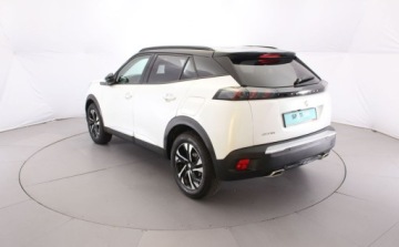 Peugeot 2008 II SUV 1.2 PureTech 130KM 2022 Peugeot 2008 PureTech 130 AUTOMAT EAT8 Allure Pack Perla SalonPL od R, zdjęcie 7