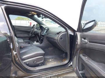 Chrysler 300C II 2015 Chrysler 300s 2015 3.6l 3.6 Benzyna 300KM, zdjęcie 9