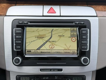 Volkswagen Passat B6 Variant 1.8 TSI 160KM 2008 Volkswagen Passat Variant 1.8 TSI 160KM Highline, zdjęcie 32