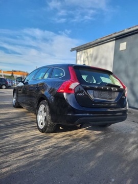 Volvo V60 I Kombi 1.6 DRIVe 115KM 2012 Volvo V60 I 1.6 D2 1,6 bezwypadkowy, niski przebieg, zdjęcie 4