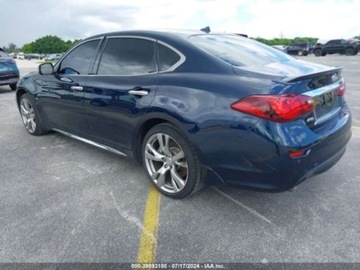 Infiniti Q70 2019 Infiniti Q70 2019 INFINITI Q70L 3.7 LUXE AWD 3.7 Benzyna 330KM, zdjęcie 3