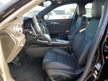 Alfa Romeo 2024 Alfa Romeo Tonale Veloce, 2024r., 4x4, 1.3L 1.3 Hybryda 285KM, zdjęcie 8