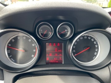 Opel Mokka I SUV 1.4 Turbo ECOTEC 140KM 2013 Opel Mokka 4x4 1.4 Turbo 140KM Piękny Stan Bezwypadkowy 100% serwisowany, zdjęcie 16