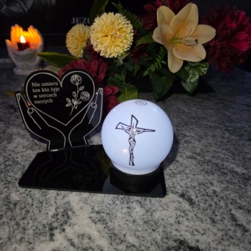 Светодиодные надгробные фонари с солнечной сферой LED CEMETERY STATUETTE Eternal Glass Acrylic
