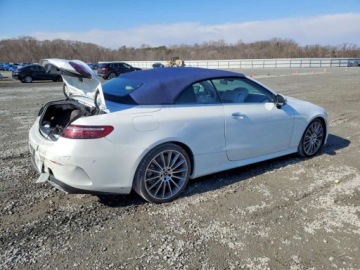 Mercedes Klasa E W214 2023 Mercedes-Benz Klasa E 450 2023 3.0 Benzyna 362KM, zdjęcie 3