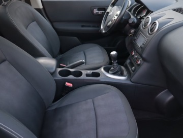 Nissan Qashqai I Crossover Facelifting  2.0 140KM 2012 Nissan Qashqai+2 2.0 i, GAZ, 7 miejsc, Navi, zdjęcie 8