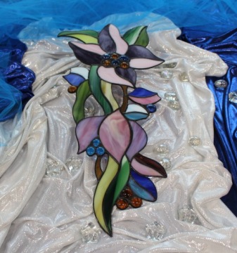 Витраж Тиффани «Райский цветок» фиолетовый