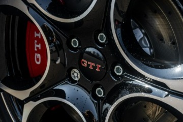 Volkswagen Golf VIII 2026 Volkswagen Golf GTI Edition 50 2.0 TSI 325 KM DSG, zdjęcie 9