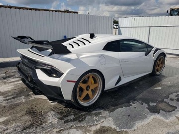 Lamborghini Huracan STO 5.2 V10 640KM 2023 Lamborghini Huracan STO 2023 5.2l 5.2 Benzyna 640KM, zdjęcie 4