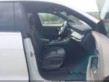 Audi Q8 2021 Audi Q8 Premium Plus 55 Tfsi Quattro Tiptronic 2021 3.0l 3.0 Benzyna 335KM, zdjęcie 9
