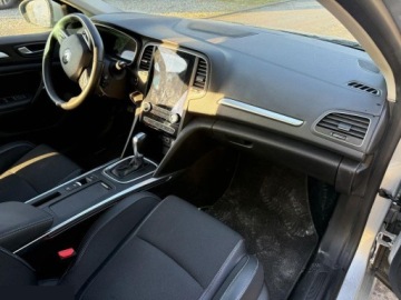 Renault Megane IV Hatchback 5d  Facelifting 1.5 Blue dCi 115KM 2021 Renault Megane BLUE 1.5 dCi 115KM EDC BUSINESS EDITION 2021r, zdjęcie 16