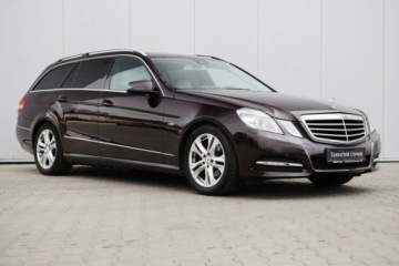 Mercedes Klasa E W212 Kombi 200 CGI BlueEFFICIENCY 184KM 2010 Mercedes-Benz Klasa E 1.8 Benzyna 184KM, zdjęcie 3