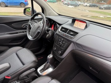 Opel Mokka I SUV 1.4 Turbo ECOTEC 140KM 2015 Opel Mokka Bi-XenonNaviKameraLedCzyta ZnakiPDCFull opcjaIDEALNY STAN, zdjęcie 10